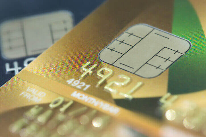 クレジットカードのICチップは何のため？メリットや取扱上の注意点まとめ