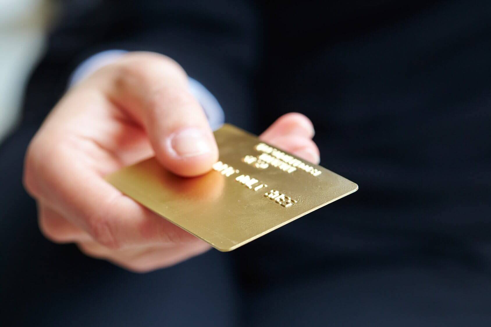 法人カード（ビジネスカード）とは？メリットや導入時の注意点など徹底解説！