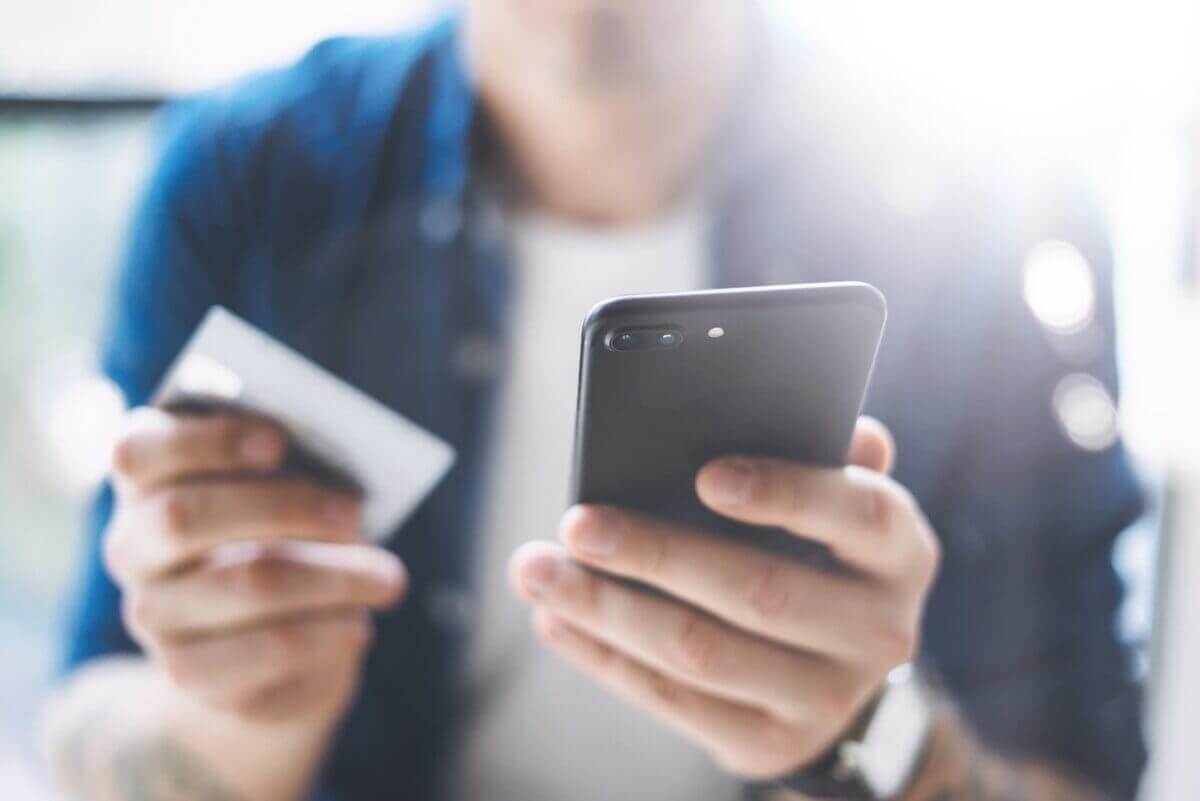 iPhoneにクレジットカードを登録するメリットとは？登録方法を詳しく解説